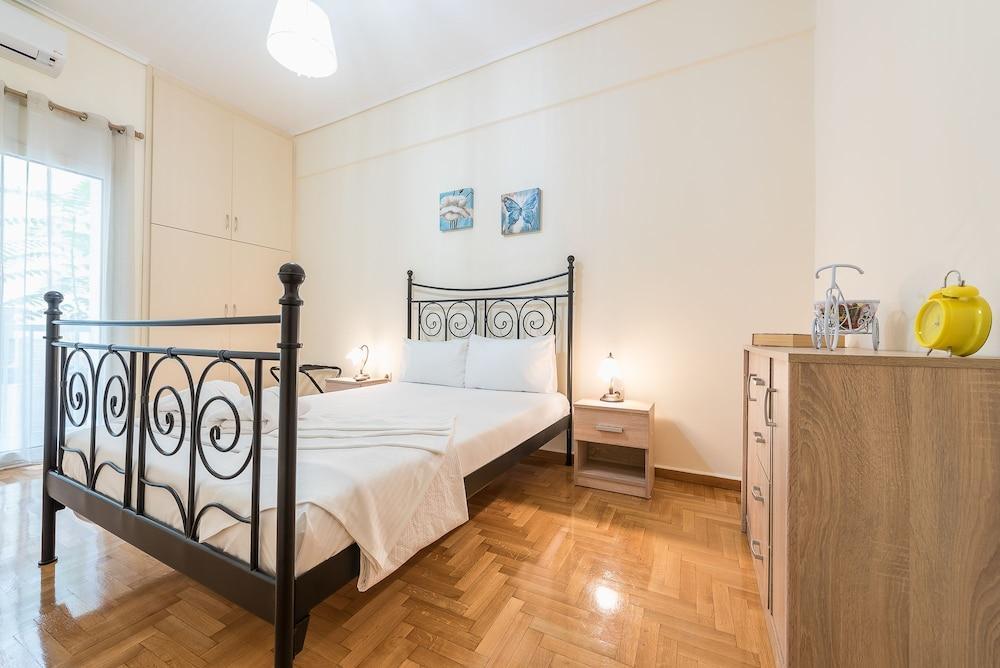 Elegant Home In Quiet Street By Cloudkeys Atene Esterno foto